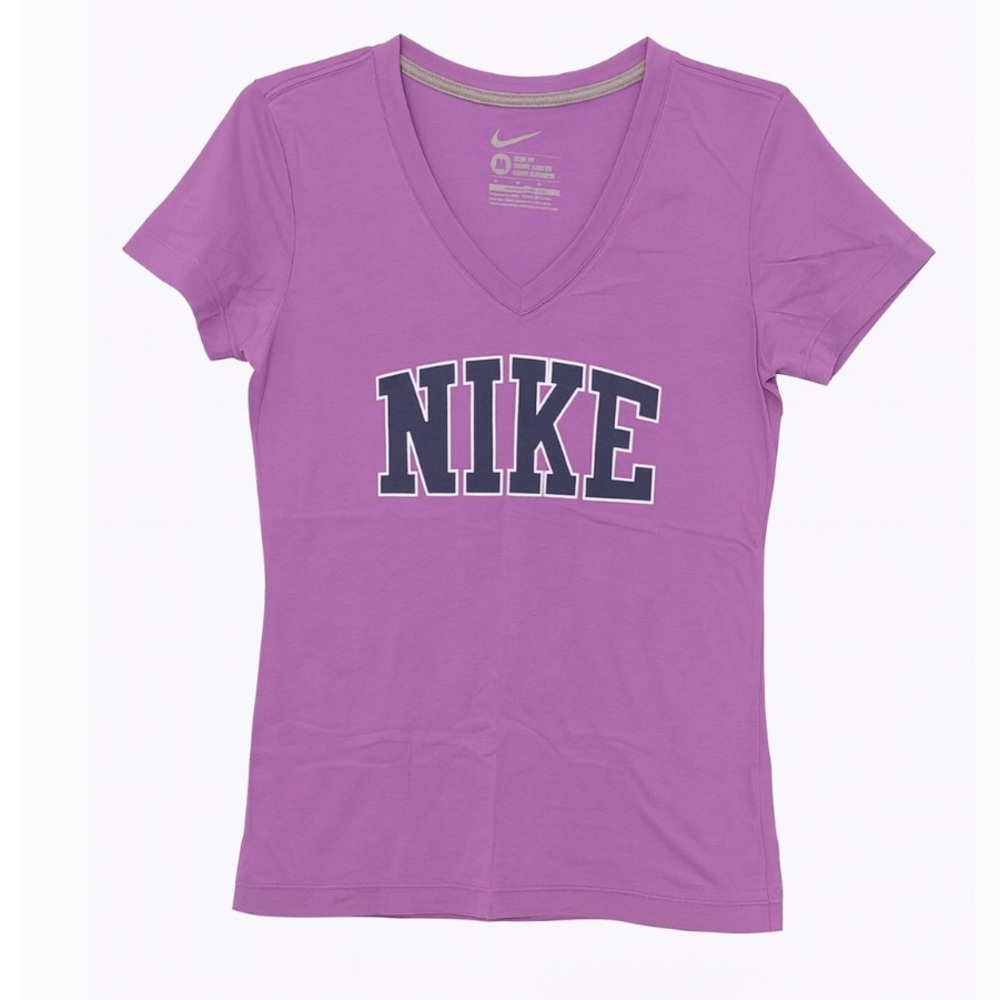 Nike Women’s Spellout Logo V-Neck T-Shirt - Purple/Lavender - Size M - Picture 9 of 9
